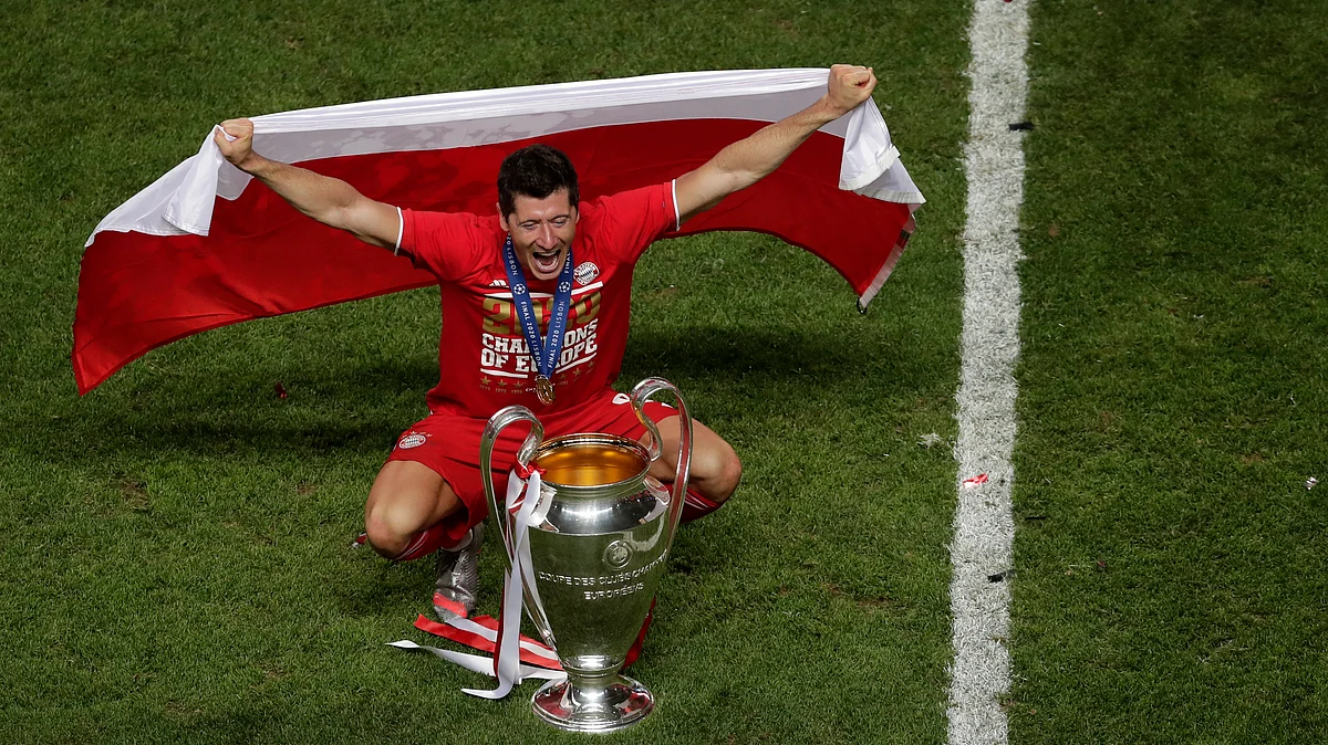 Newly-crowned Euro champion Bayern Munich kicks off new campaign Friday against FC Schalke 04 — Miller picks it