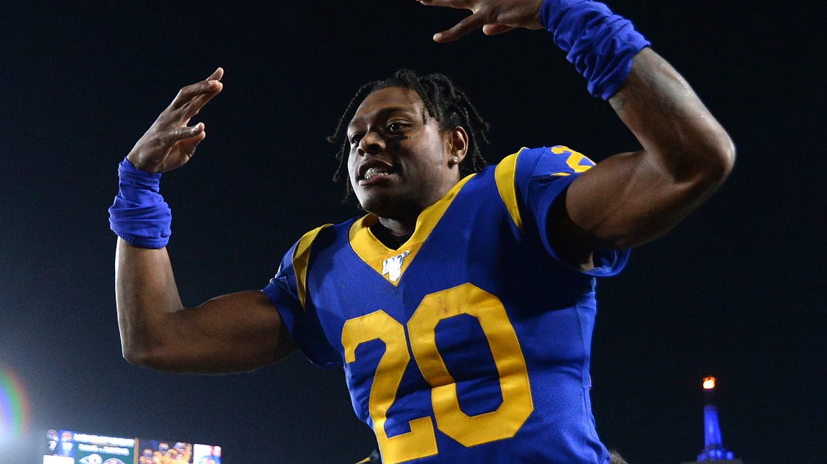 Bet the NFL: Jared Hackmyer picks Sunday's slate of games, highlighted by Bills vs Rams, Cowboys vs Seahawks, Packers vs Saints