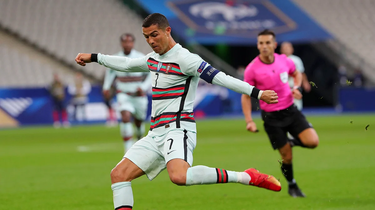 Breaking Soccer News: Cristiano Ronaldo tests positive for COVID-19