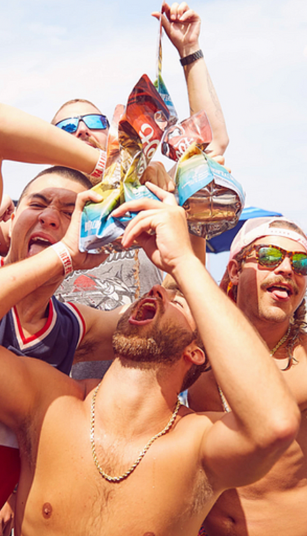 Celebrate July 4th with Hoop Tea.
