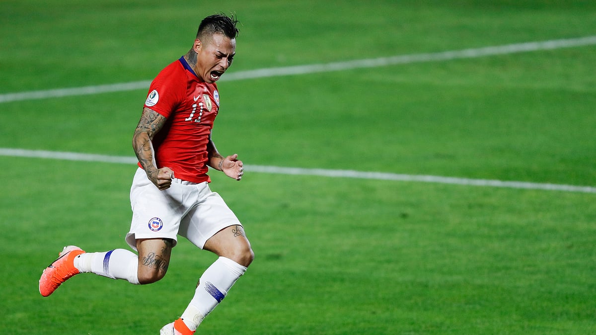 Eduardo Vargas scores twice as Chile tops Japan 40, in first defense