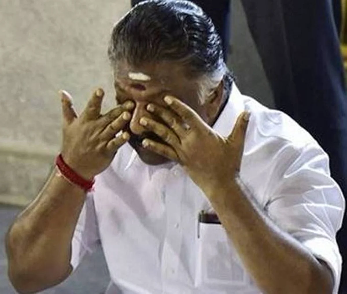 ஓ பன்னீர்செல்வம் சகோதரர் காலமானார்: அரசியல் பிரமுகர்கள் இரங்கல்!