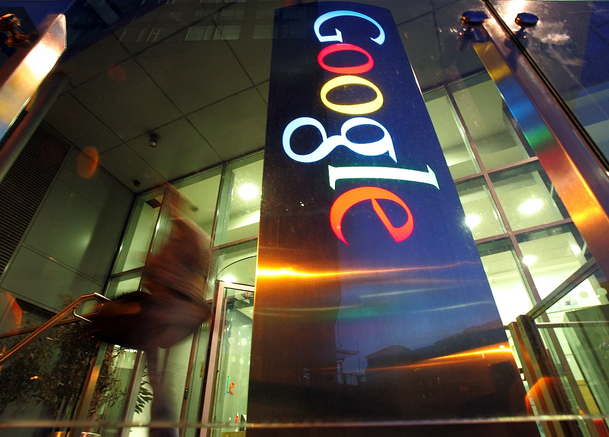 Google in Race to Deflect EU Fines as Shopping Foes Cry Foul
