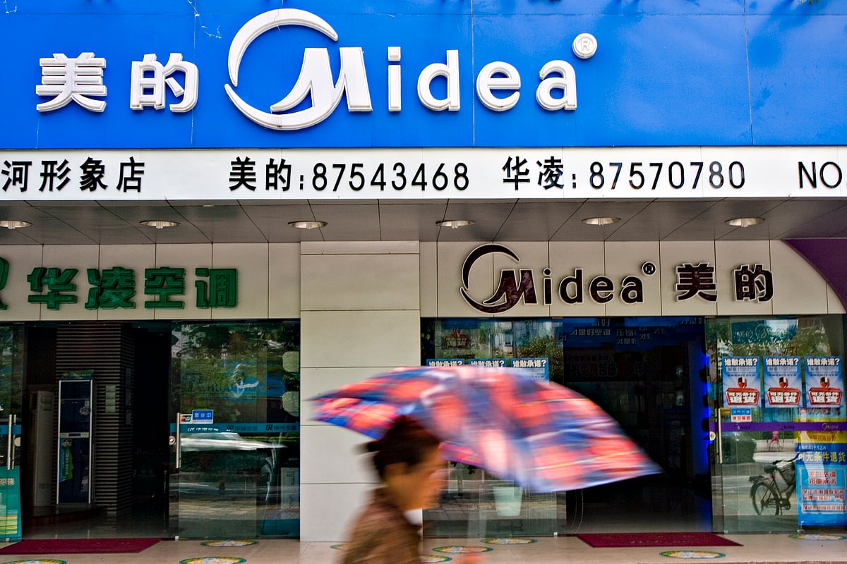 midea buys kuka