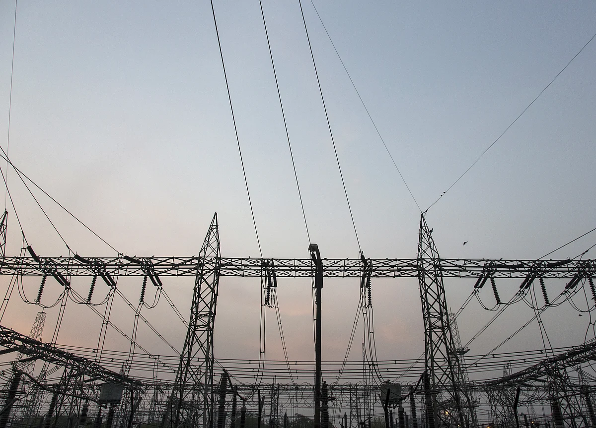 Discoms’ Dues To Power Generators Rose 57 Percent To Rs 73,000 Crore In July