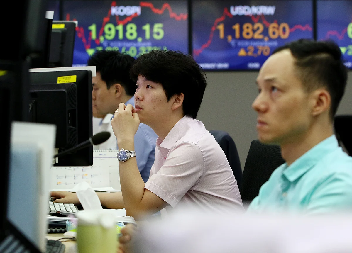 Never Mind The Bumpy Ride. Emerging-Market Bond-Buyers Are Back