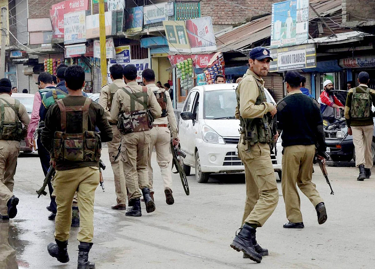 Detained Kashmir Journalist Released On Bond