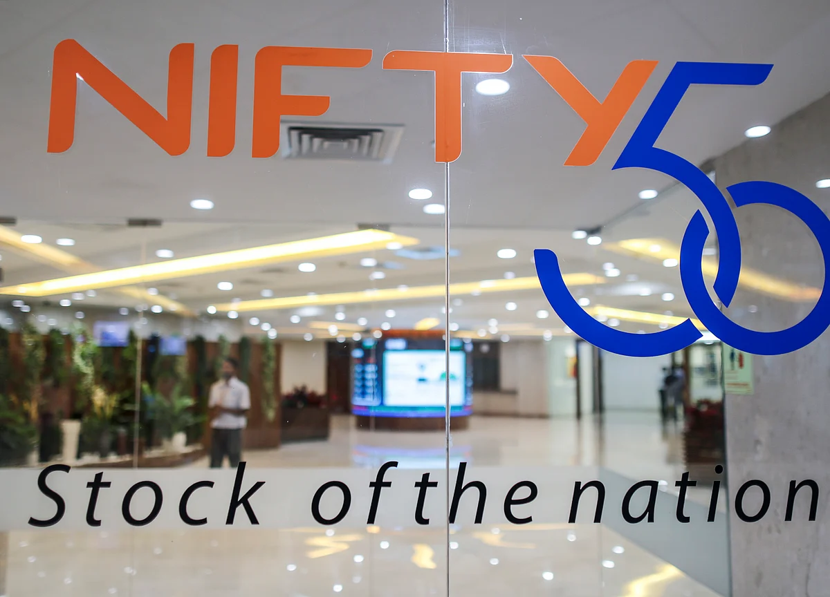 India’s Largest Stock Exchange NSE Resumes Trade In Fourth Attempt