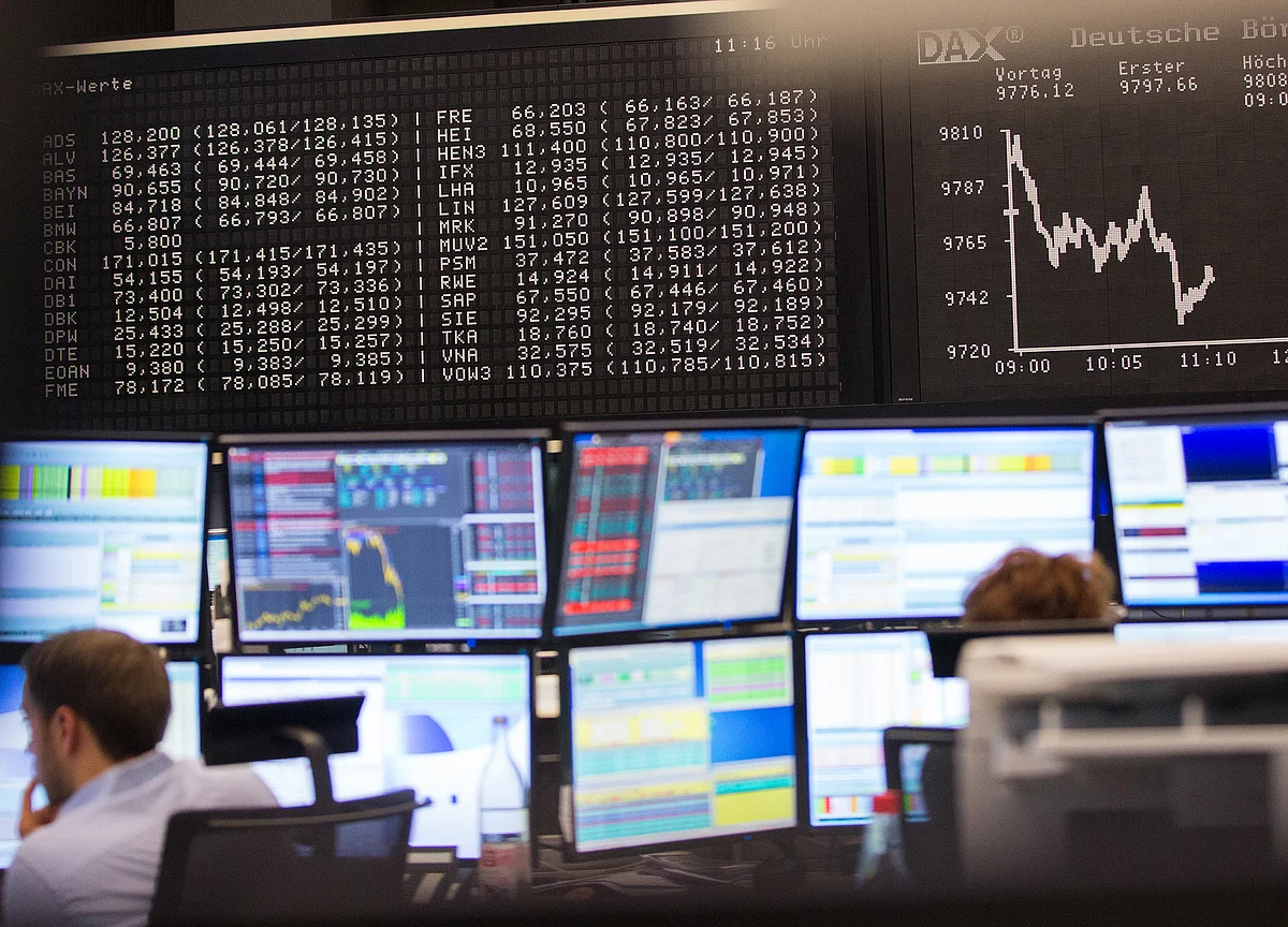 Sensex, Nifty Fall as Asian Peers Sulk Over BOJ Letdown; ICICI Falls 3.1% Ahead of Results