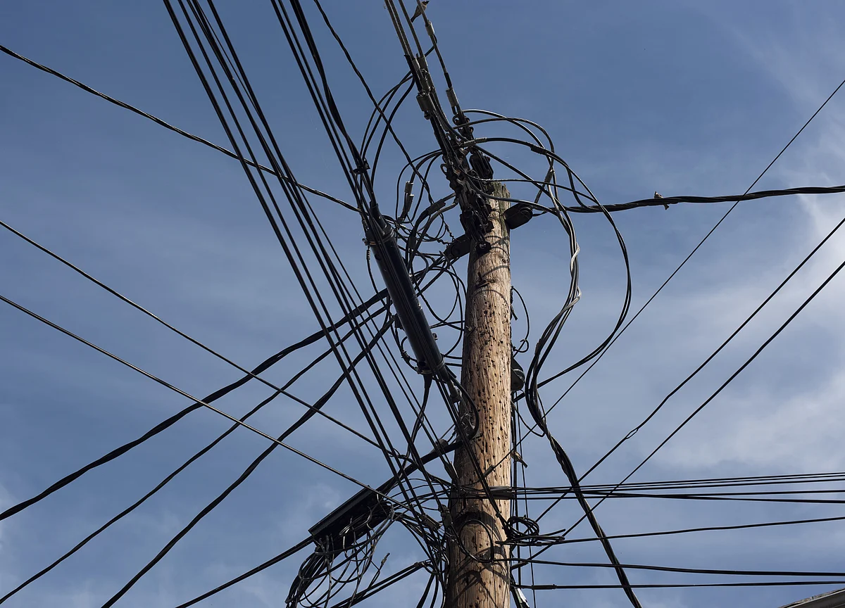 Debt-Laden Indian Firm's Bond Waiver Plan Draws Investor Ire