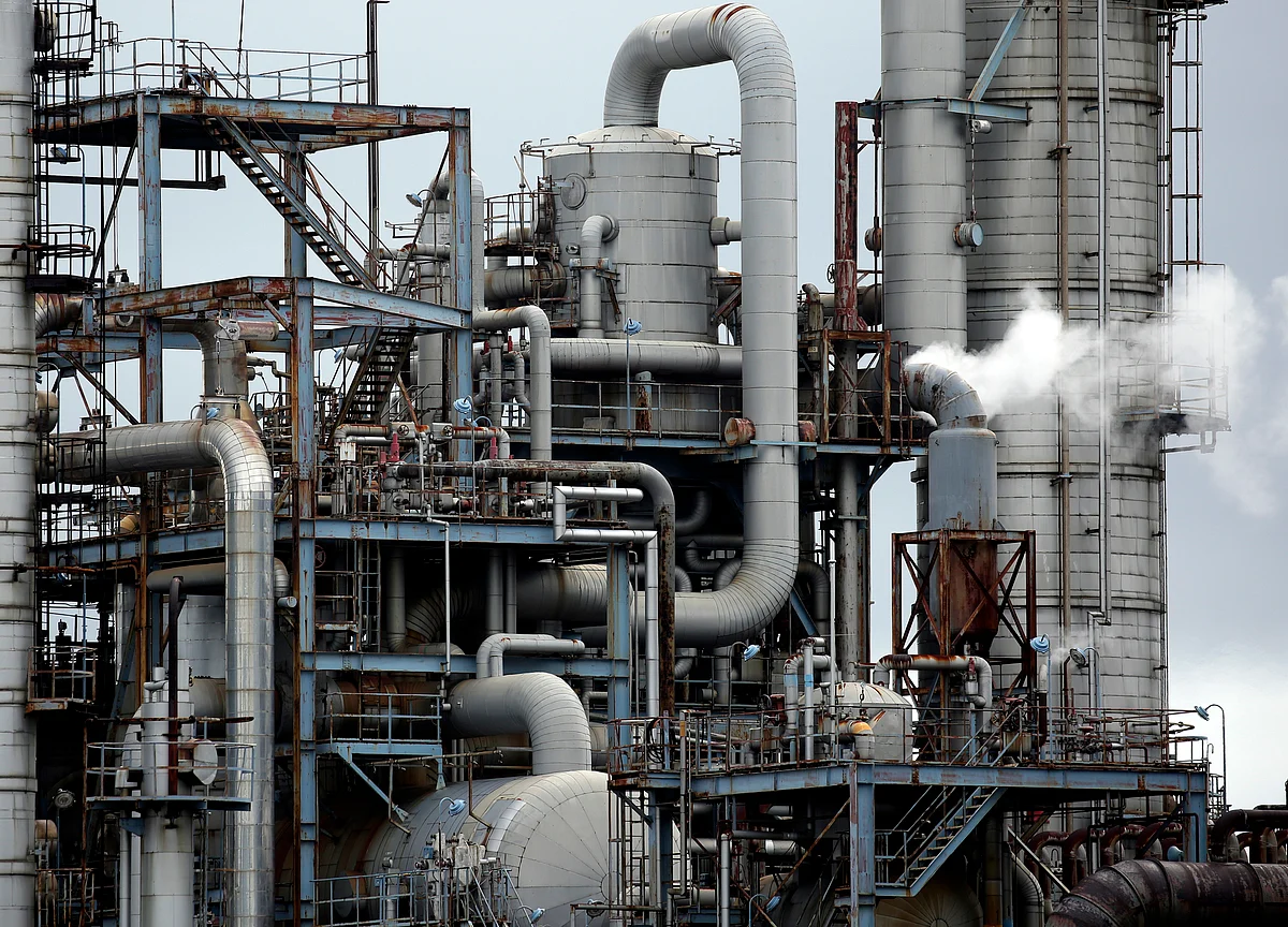 Cepsa to Boost Petrochemical Sales to Asia as Europe Growth Lags