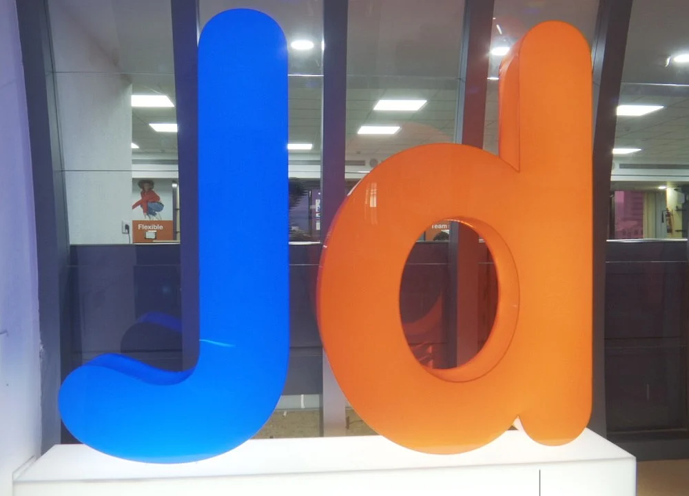 Ambani’s Reliance to Buy 67% of Just Dial for $767 Million