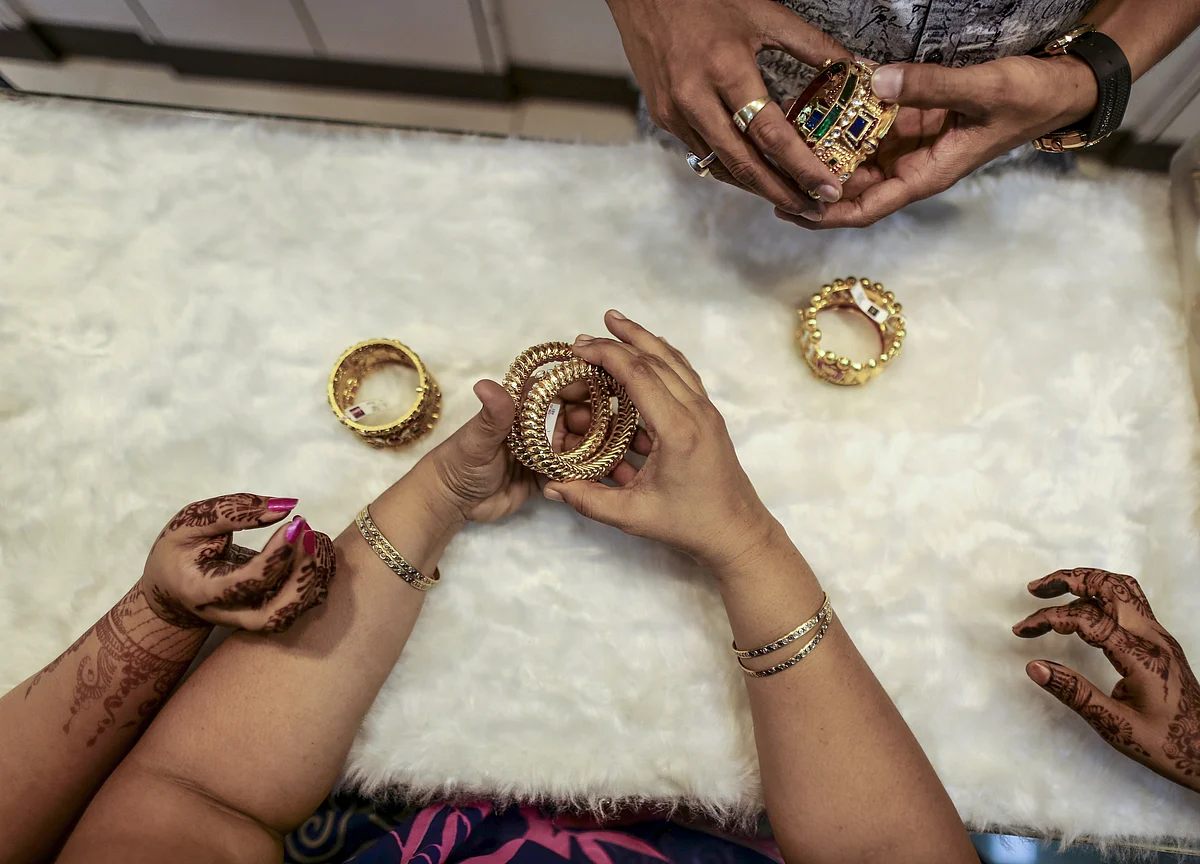 Gems, Jewellery Exports Dip 1.28% In December