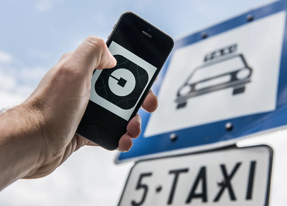 Uber Stays on London Streets Until at Least April on Appeal