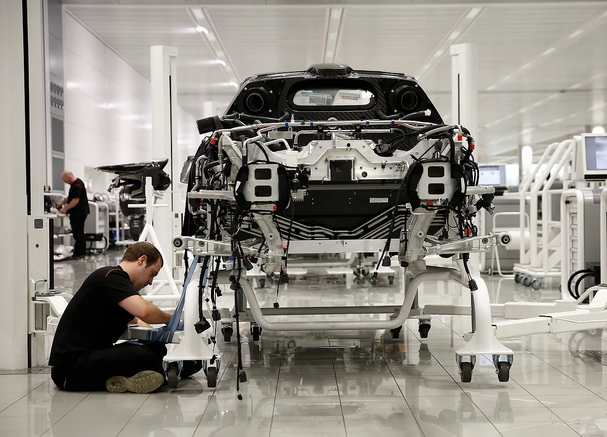Apple-Target McLaren Is a Tech Company Disguised as a Carmaker