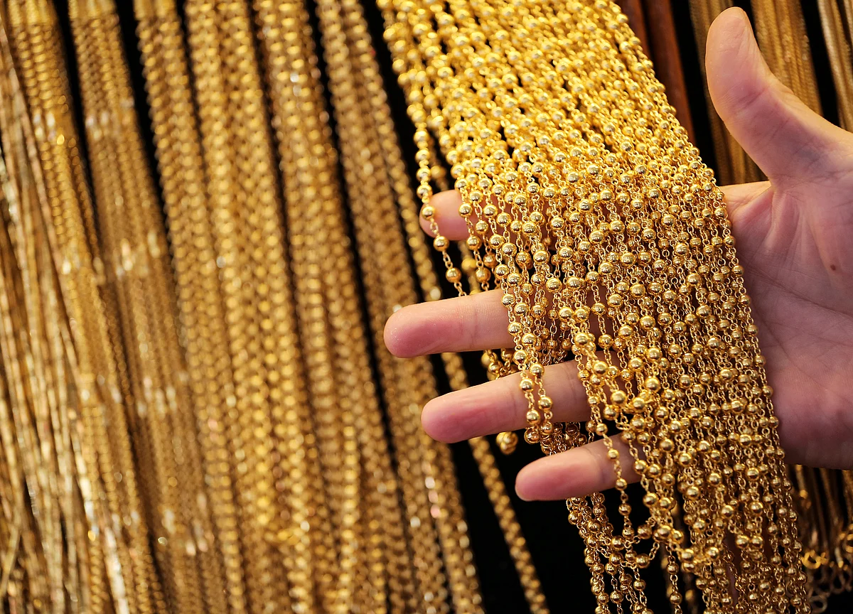 Fed’s Inaction Revives Gold Bulls, Propels Metals and Miners