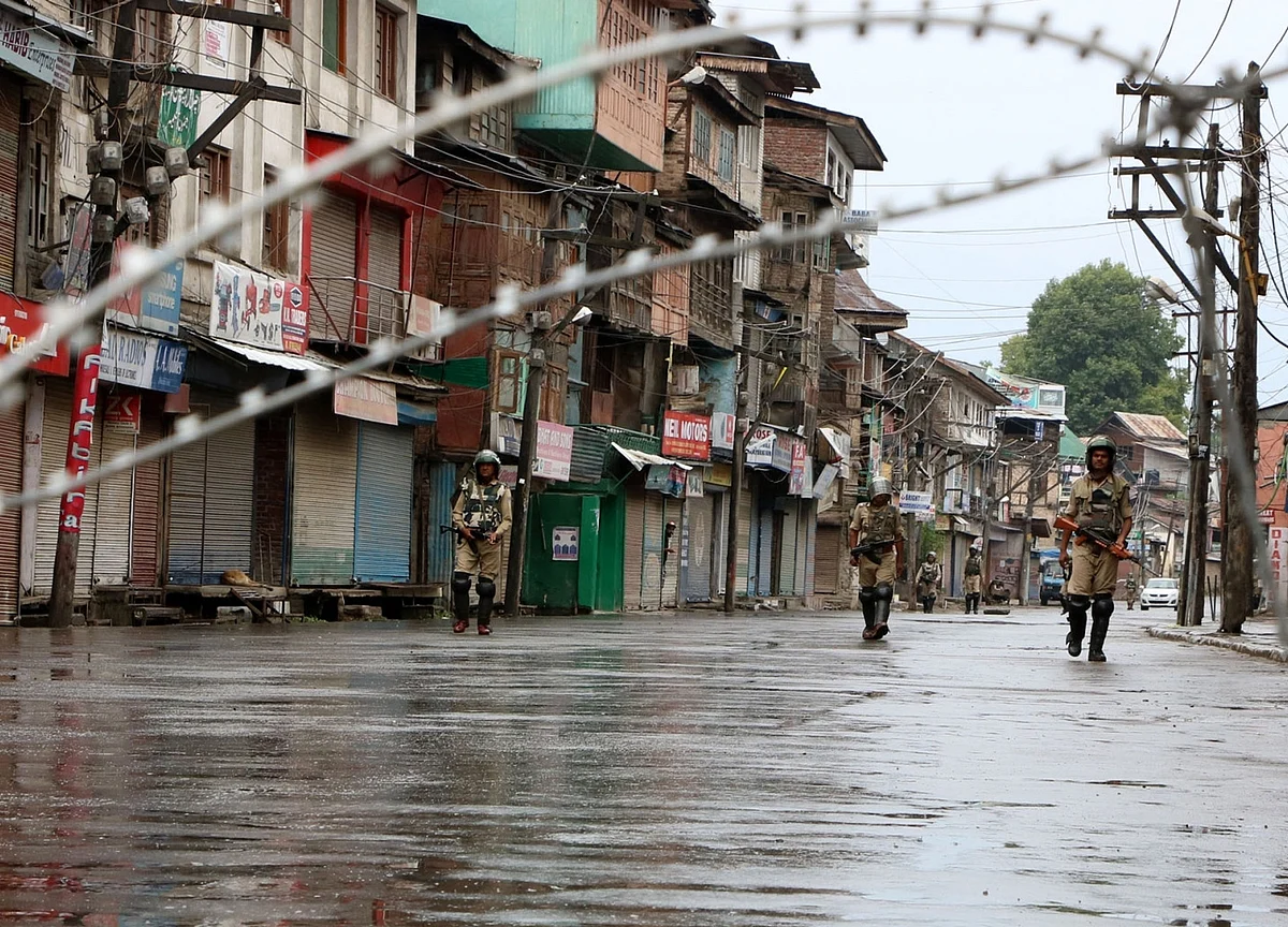 Jammu and Kashmir Unrest Delaying Construction of Strategic Roads