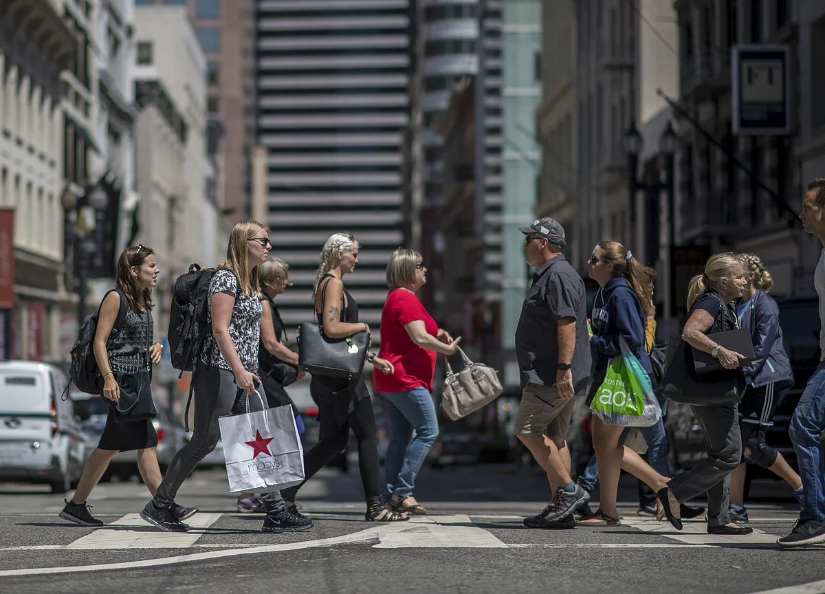 U.S. Consumer Sentiment Improves But Still Shows ‘Slow Erosion’