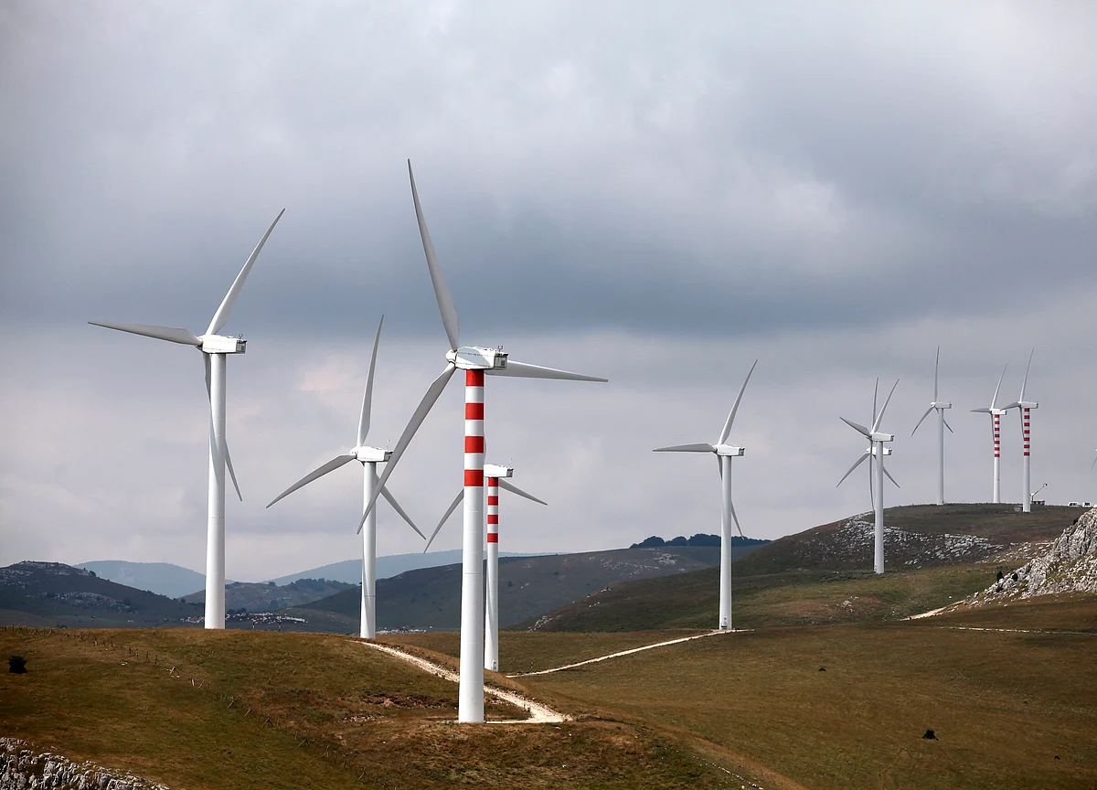 The Hurdles To Modi’s Ambitious Renewable Energy Target