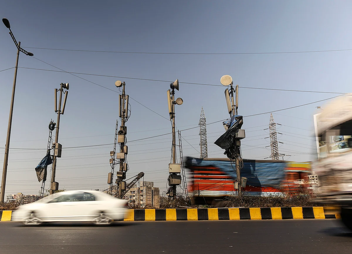 Telecom Ministry To Place IMG’s Suggestions Before Cabinet