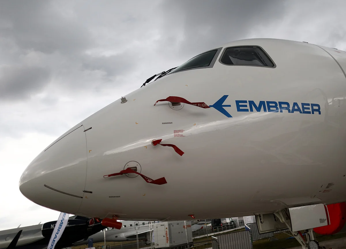 Boeing Mulls Embraer Tie-Up to Chase Airbus Small-Jet Foray
