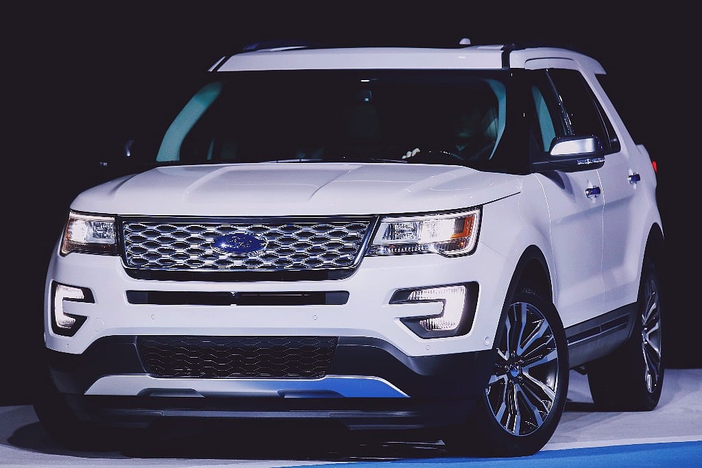 17 Ford Explorer Platinum Review Putting It To The Single Female Test