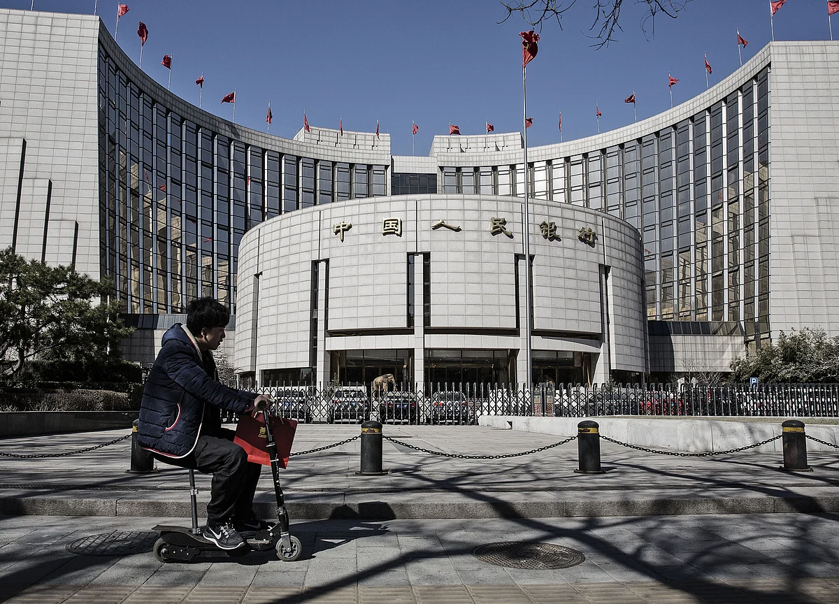 China Said to Allow Default Swap Trade in 1st as Bad Debts Rise