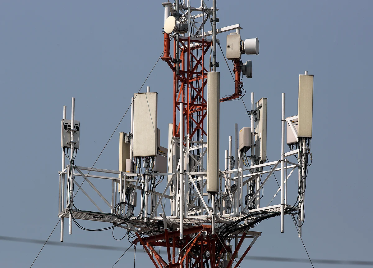 How Bharti Infratel’s Stock Rout Pinched Vodafone Idea