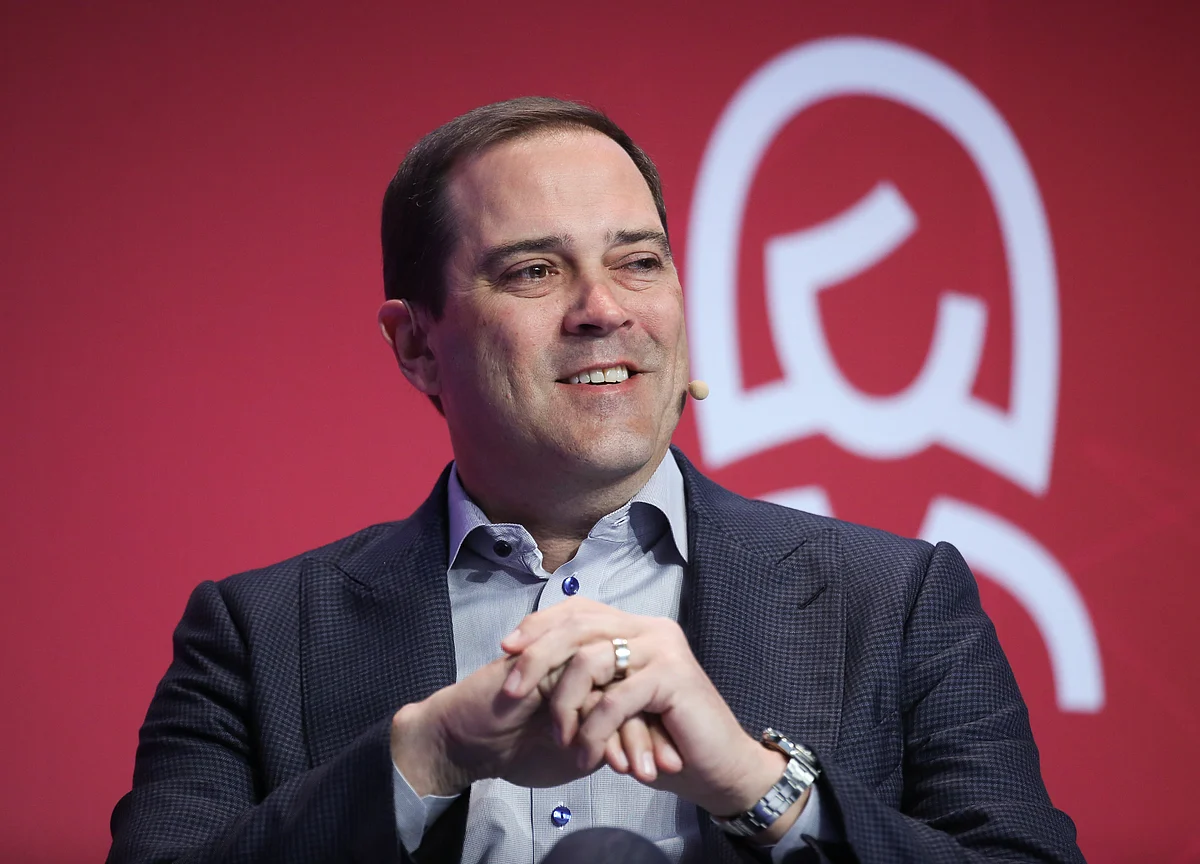 Cisco CEO Suggests Fear of Huawei 5G Dominance Is Overblown