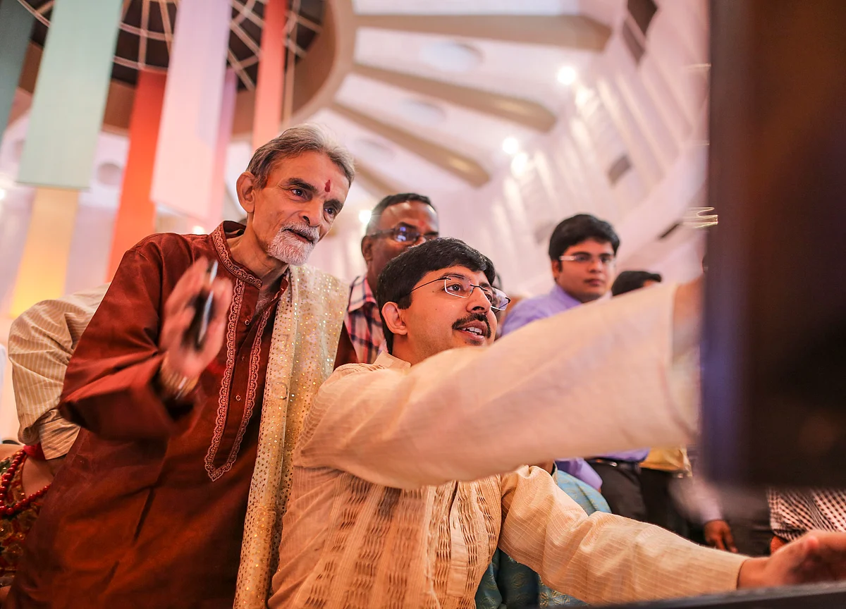 Mahurat Trading: Sensex Drops 194 Points; Nifty Ends Below 10,150