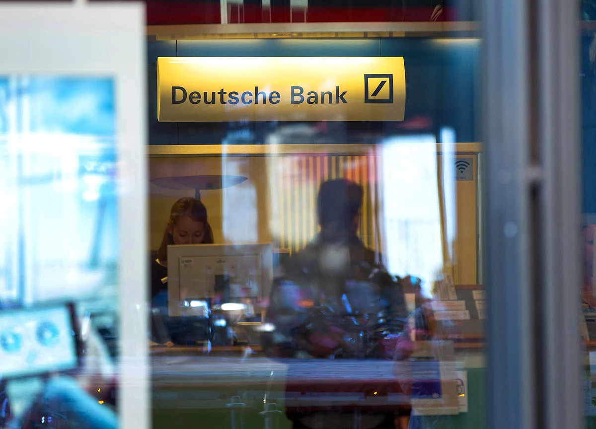 Deutsche Bank’s Woes Said to Rouse German Concern Over Finances