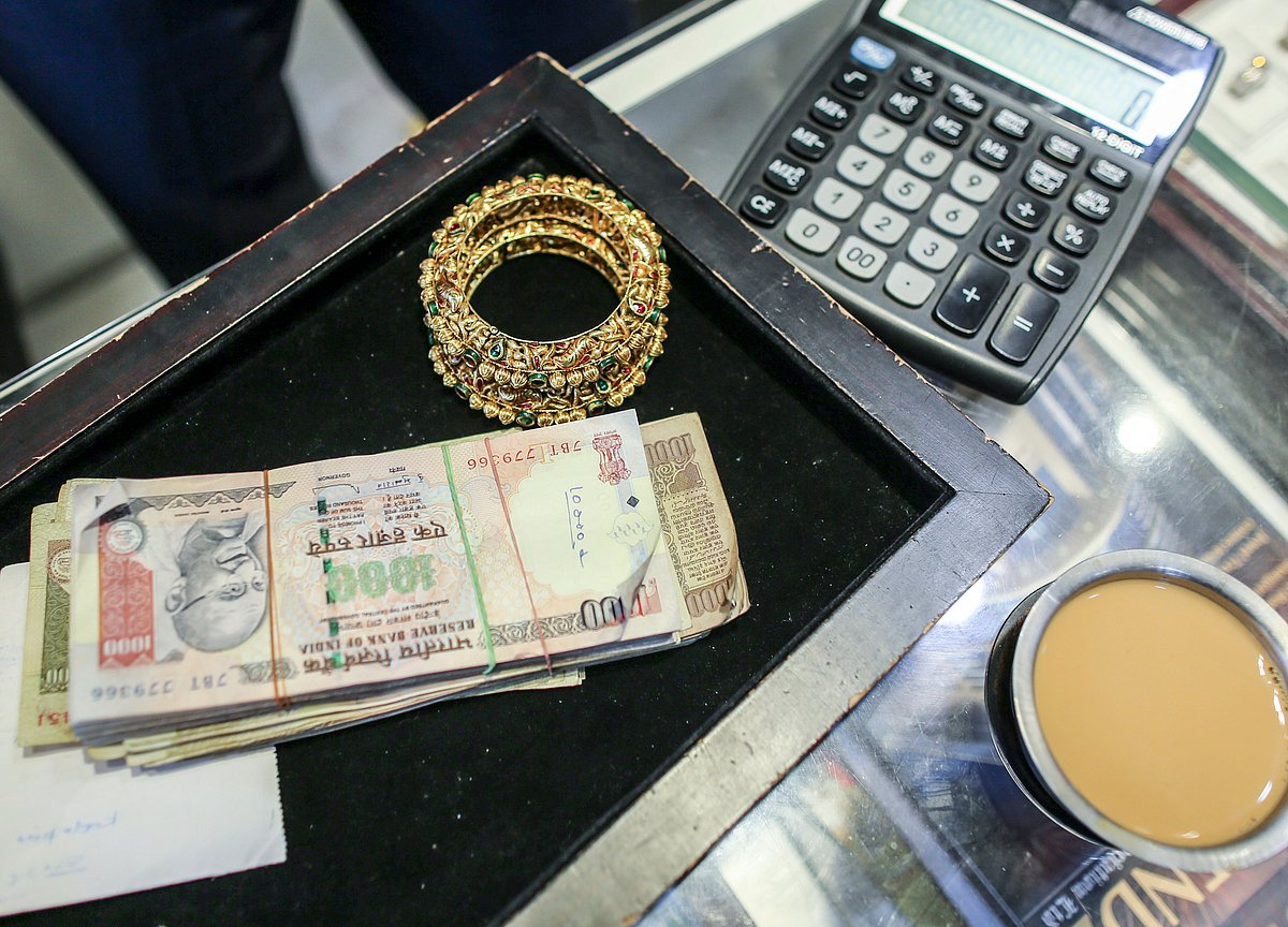 The Beginning Of The End Of The Parallel Economy In India?