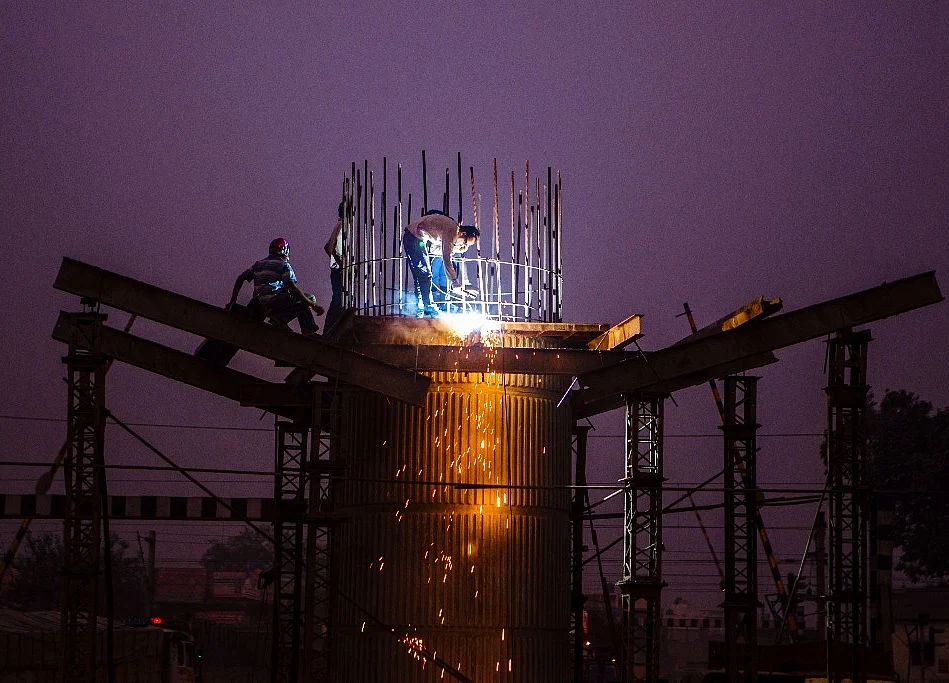 Government Says 271.96 Lakh People Aged 18-30 Years Employed Under MNREGA In Last Four Years