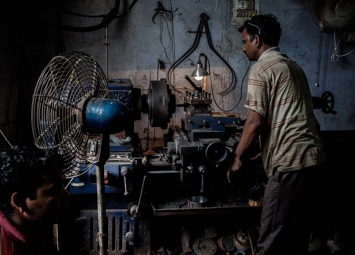 SIDBI Steps Up Refinancing Plans Amidst Focus On SME Lending