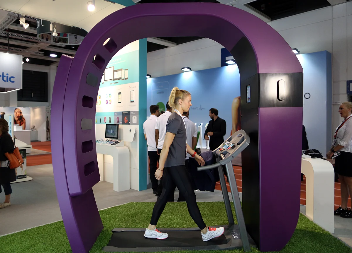 Google Throws Fitbit Into Its Stew of Uncertainty