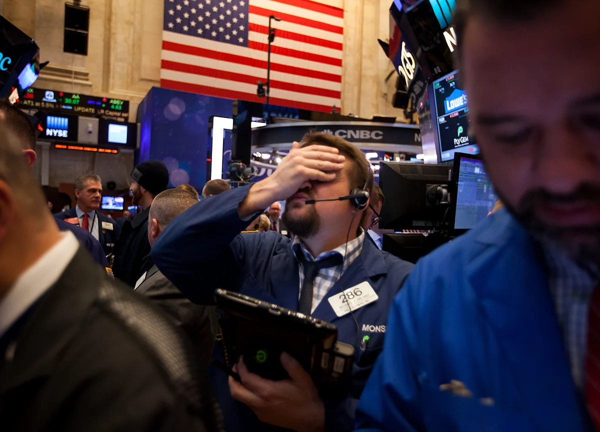 Napoleon Is Dead! Wait. That's a Stock-Market Scam.