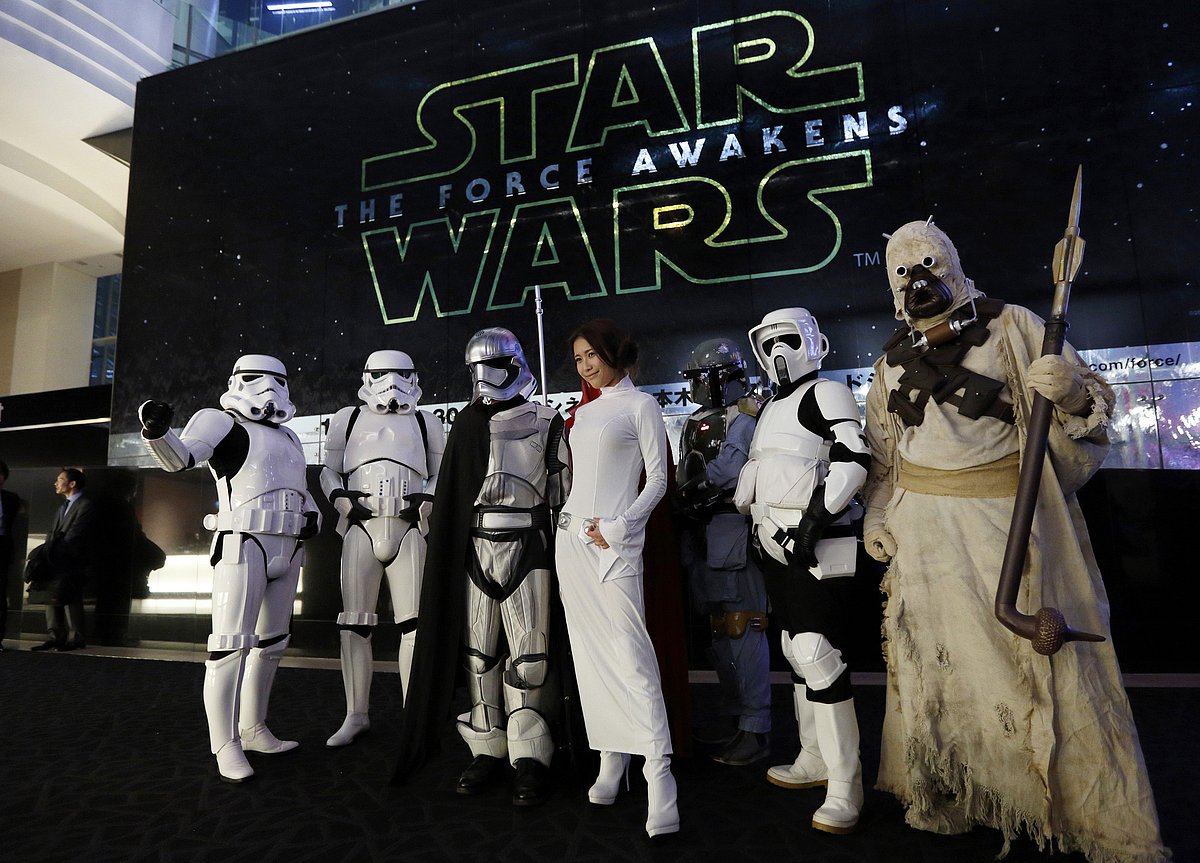 Disney’s ‘Star Wars’ Headaches Include Outcry From Its Own Fans