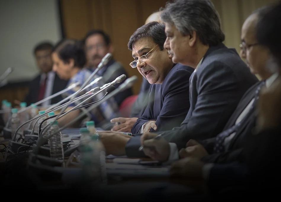 Dismissing Risks From Demonetisation, Monetary Policy Committee Keeps Hawk Eye On Inflation