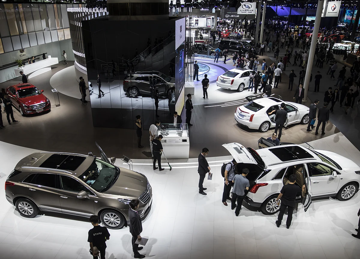 World’s Largest Car Market Reports Second Straight Annual Decline