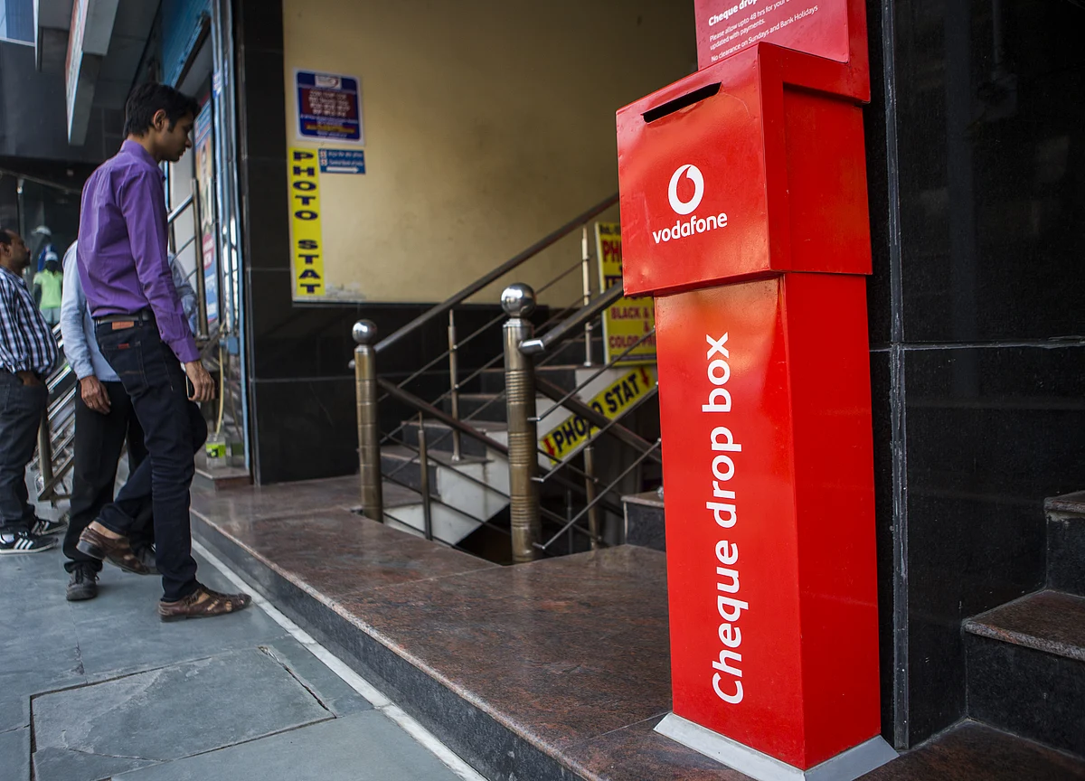 Vodafone’s India Venture Seeks Debt Revamp as Losses Mount