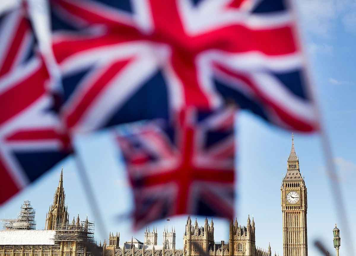 May Faces ‘Hard’ Brexit Reminder After Richmond’s ‘Soft’ Rebuke