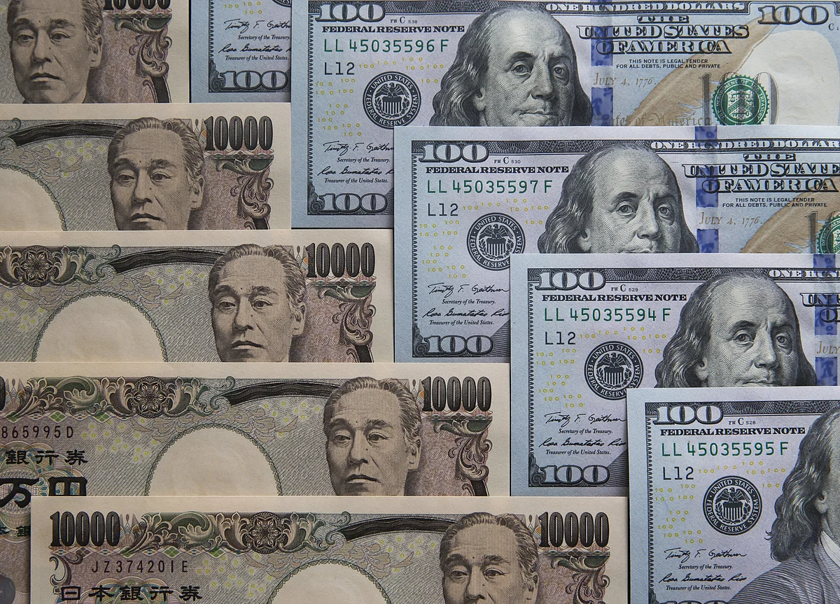 India Said To Plan $10 Billion Global Bond Sale In October