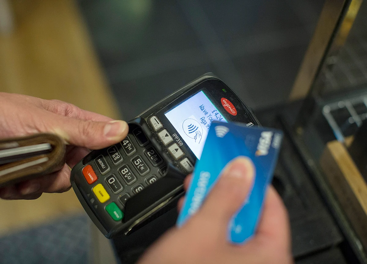 RBI Introduces Tougher Security Norms For Card Transactions