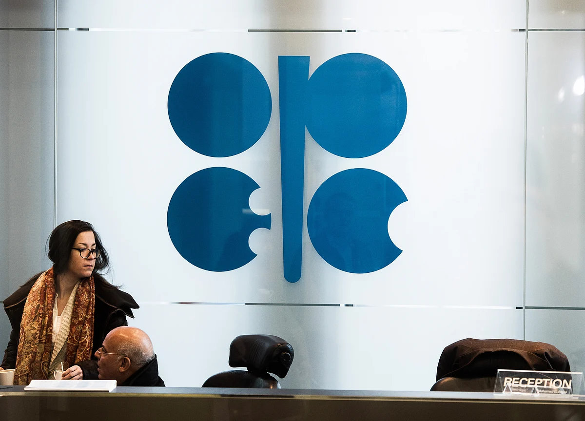 Oil Market’s Big Data Show OPEC+ Cuts Fall Short