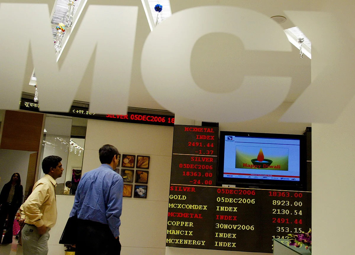 NSEL Scam: SEBI Finds Executives At MCX, 63 Moons Guilty Of Insider Trading