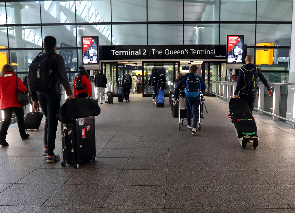 U.K. Aims to Slash Unskilled Immigration After Leaving EU