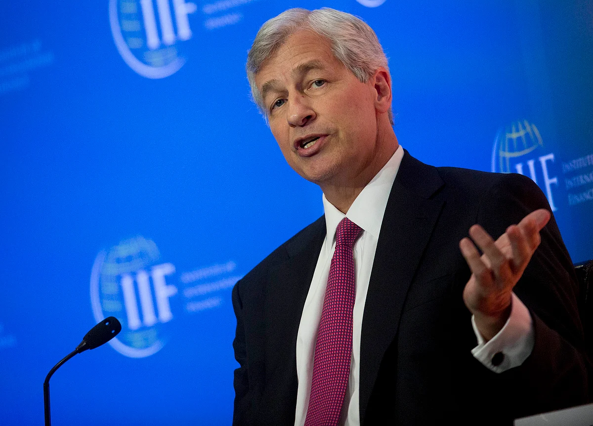 Weakest U.S. Bond Auction in Decade Validates Dimon’s Warning