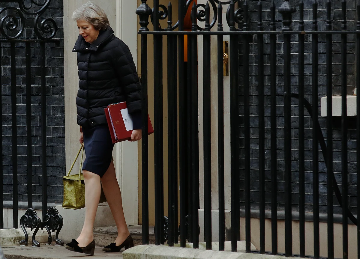 Theresa May Backs Down Over Brexit Votes in Parliament, Official Says