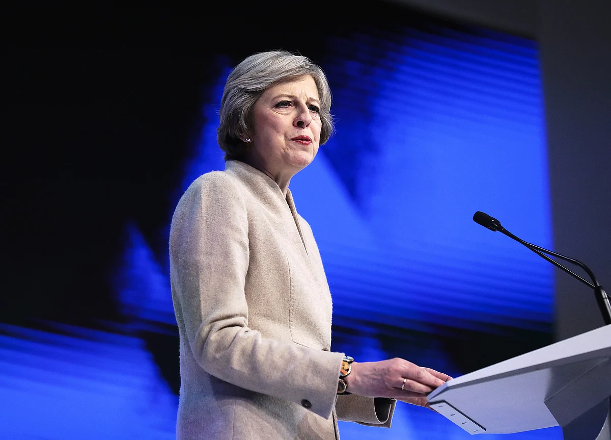 Theresa May Is Having Such a Tough Time Some People Feel Sorry For Her