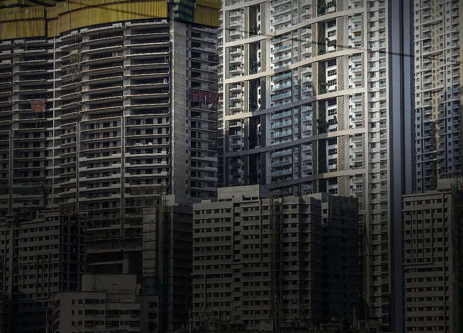 Cash Crunch Crushing Residential Housing Market